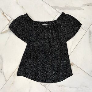 Tart, beautiful silky off-shoulder blouse